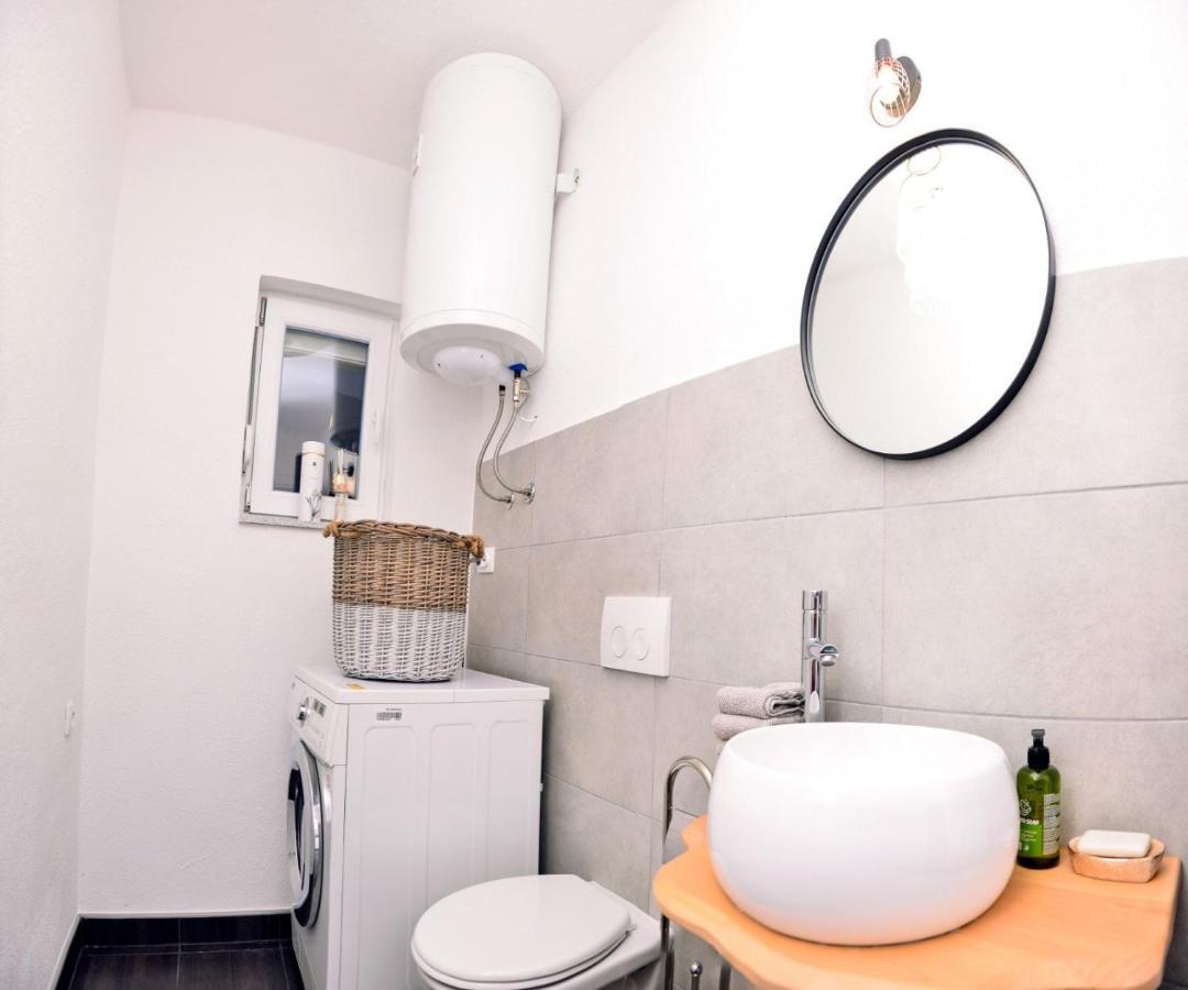 Stela1 Apartment Drvar Bagian luar foto